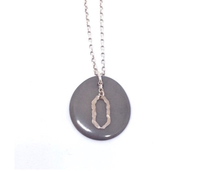 Linked pendant